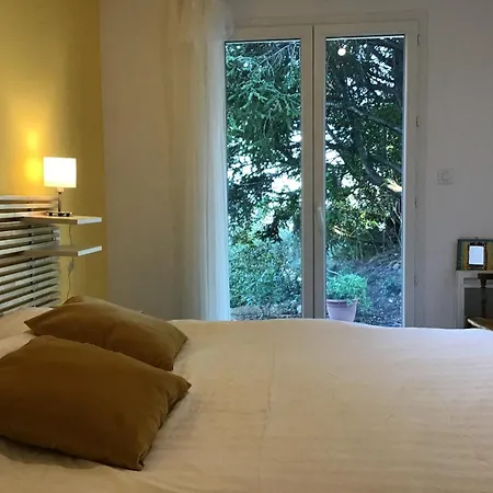 Villa Tranquil Vineyard Villa, Berlou