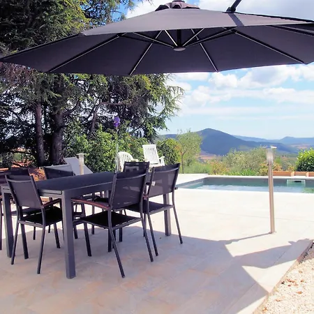 Tranquil Vineyard Villa, Berlou